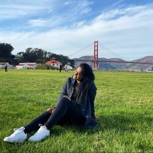 Meet your Posher, Poojitha